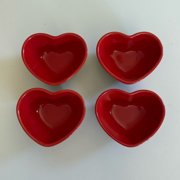 Le Creuset Other - Le Creuset Limited Edition Mini Heart Bowls set of 4